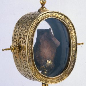 ostensório com relíquia. Pormenor do relicário de São Torcato. Prata dourada. Século XVII.